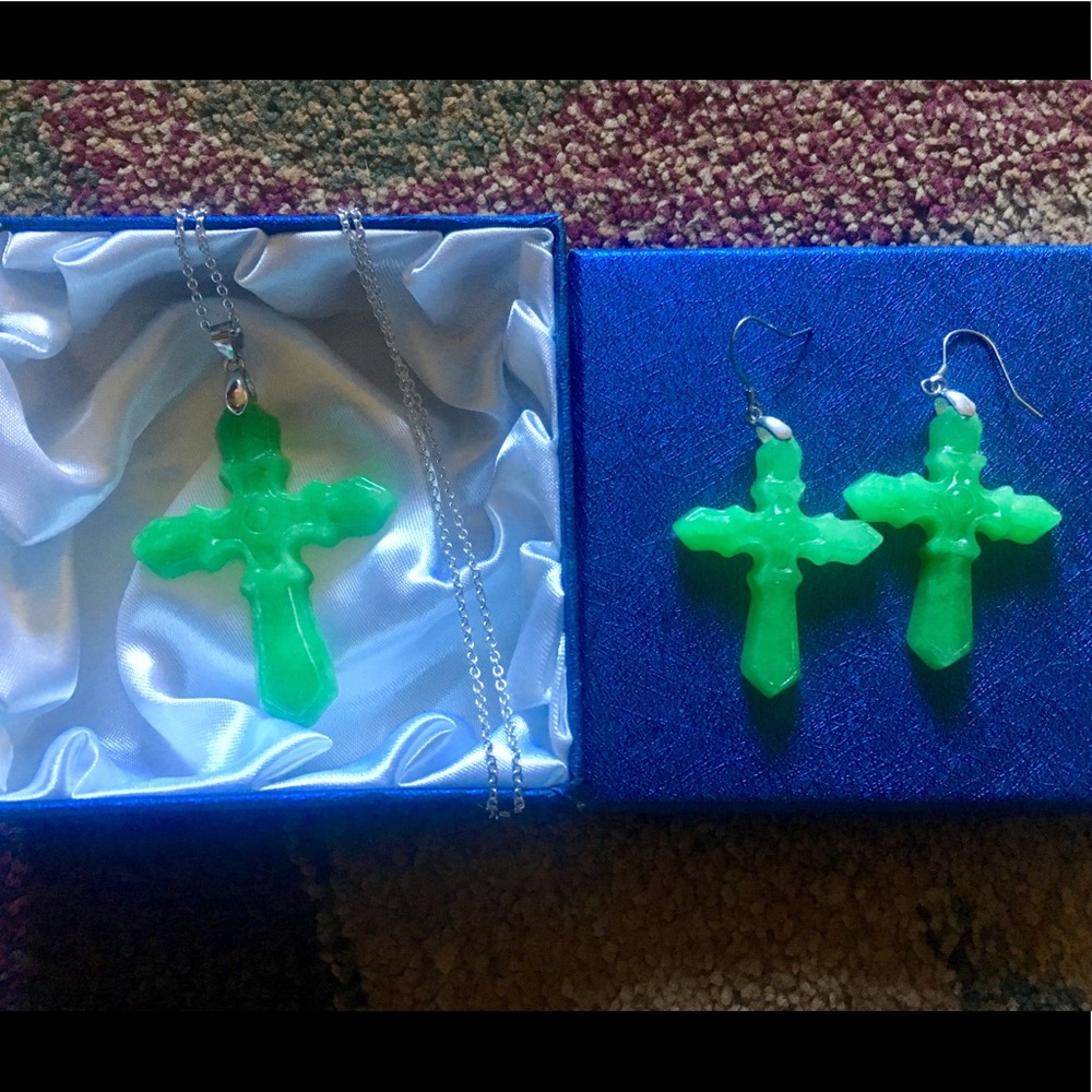 Jade & Silver Cross Earring & Necklace Set